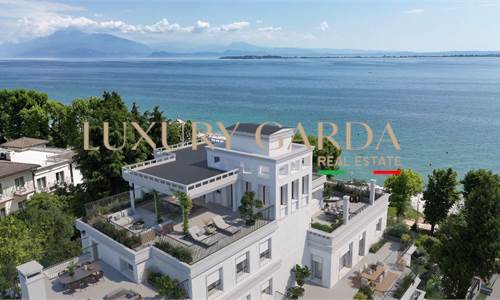 DIREKT AM SEE | JUGENDSTILVILLA | TERRASSE | HISTORISCHES ZENTRUM